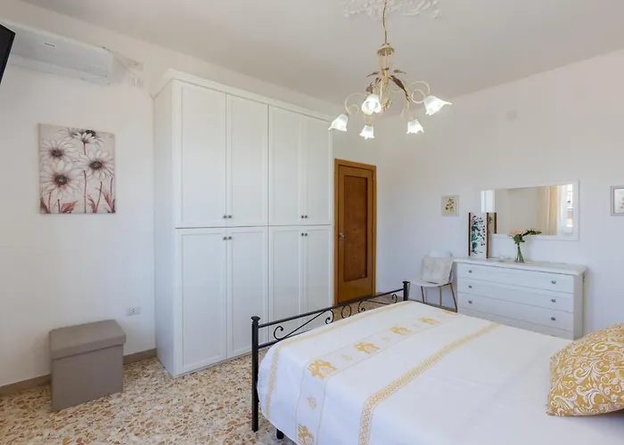 לינה וארוחת בוקר Pintadera 4*